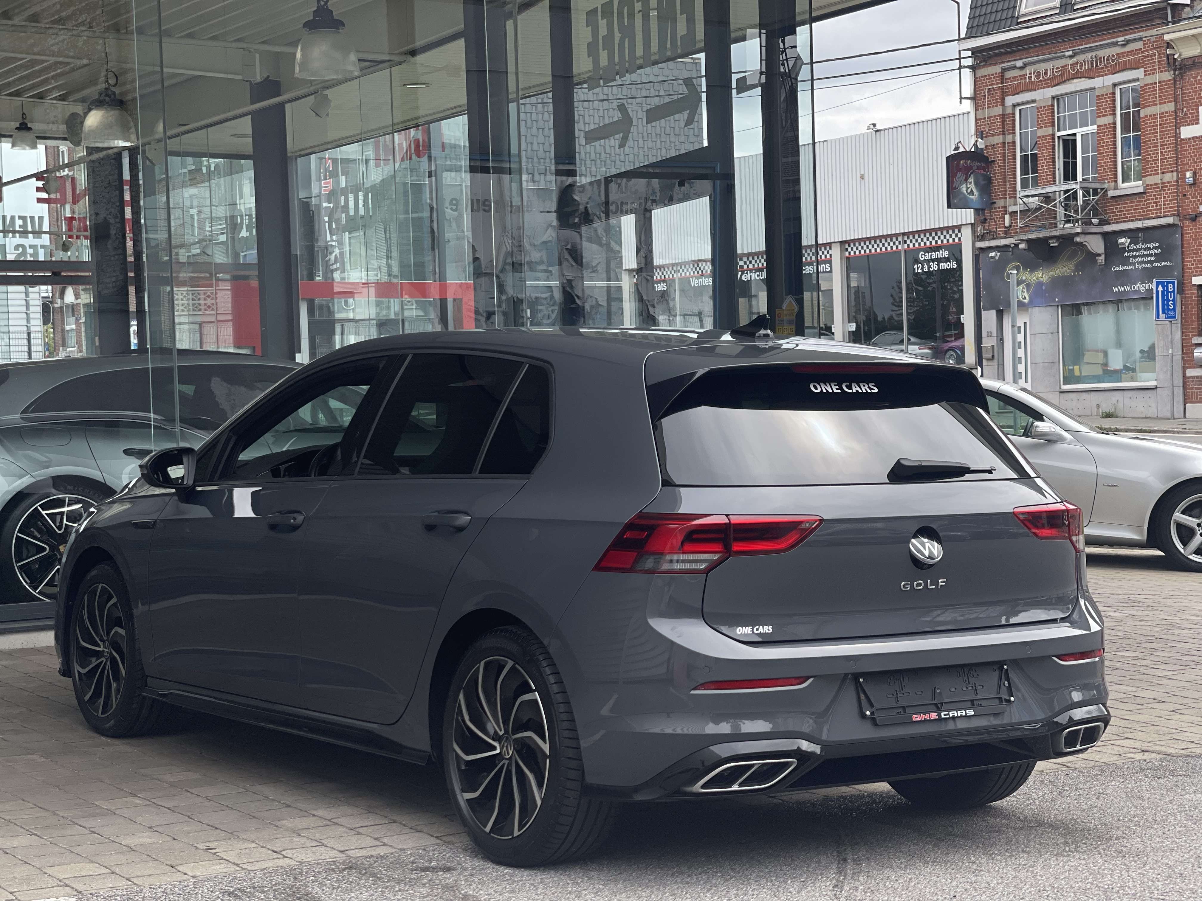 Volkswagen Golf 8 2.0TDi ( R-Line )