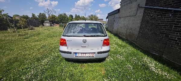 Volkswagen Golf IV 1.6 5P