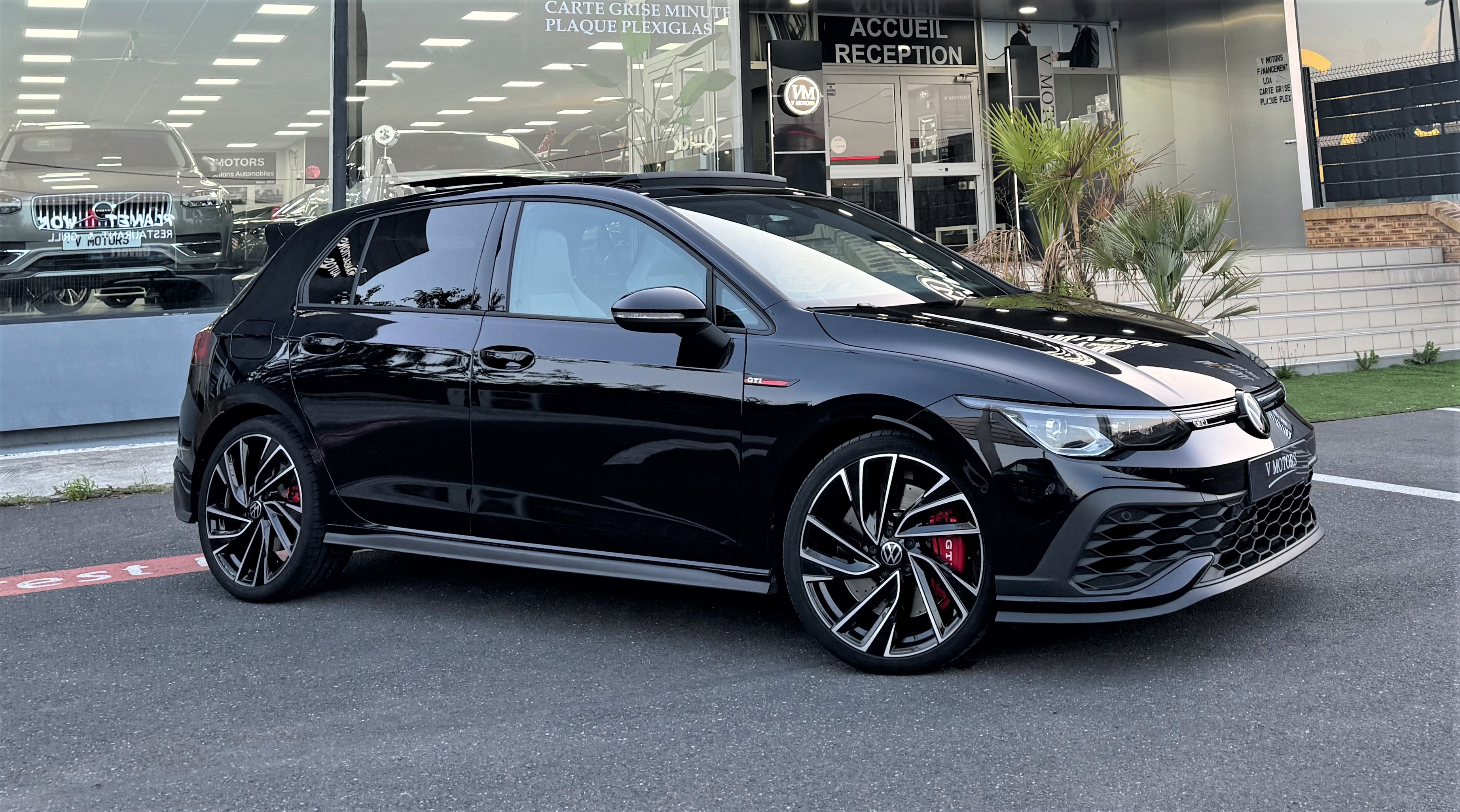 Volkswagen Golf VIII GTI ClubSport 300 Performance Head-up Pano.. 1er Main