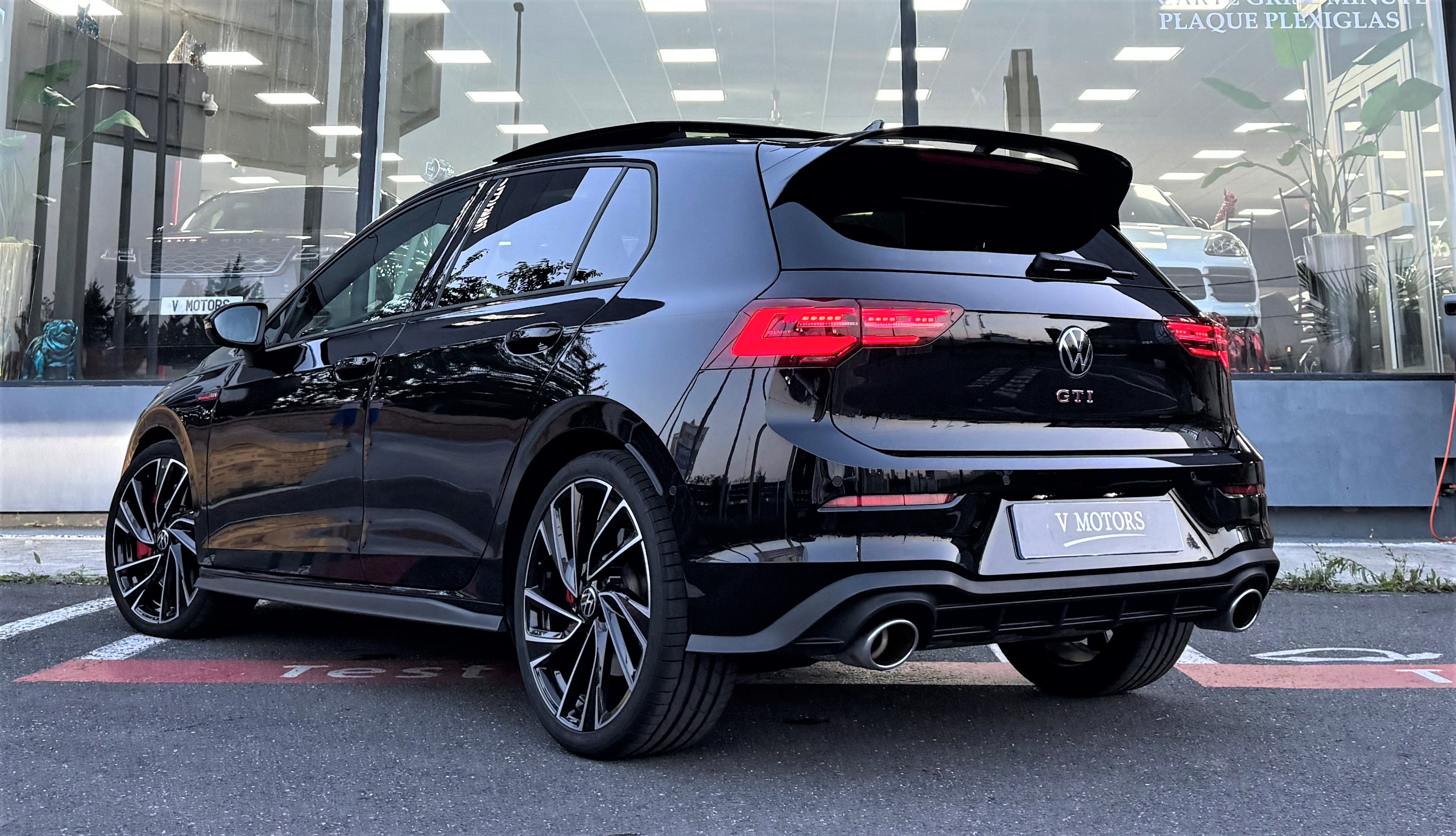 Volkswagen Golf VIII GTI ClubSport 300 Performance Head-up Pano.. 1er Main