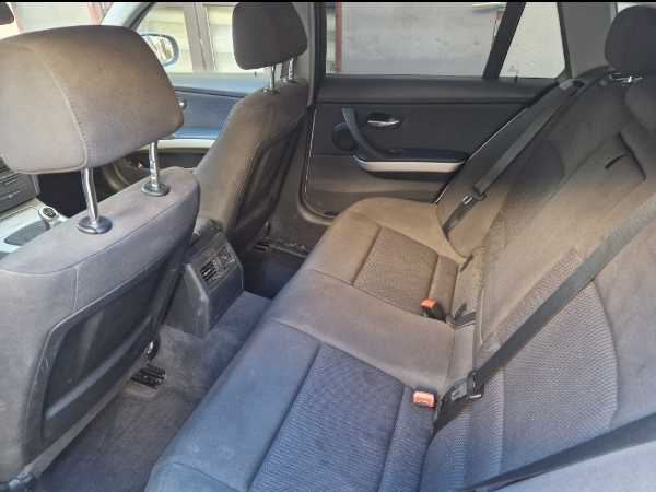 Bmw Serie 3 (F31) TOURING 318D 143 8CV BUSINESS 2011