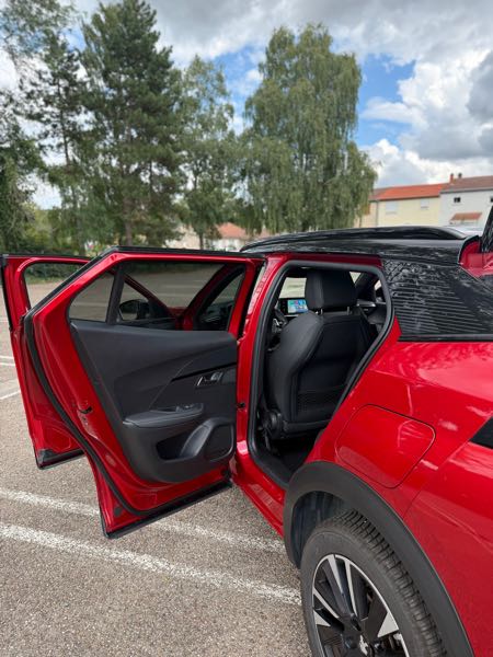 Peugeot 2008 II 1.5 BLUEHDI 130 S&amp;S GT PACK EAT8