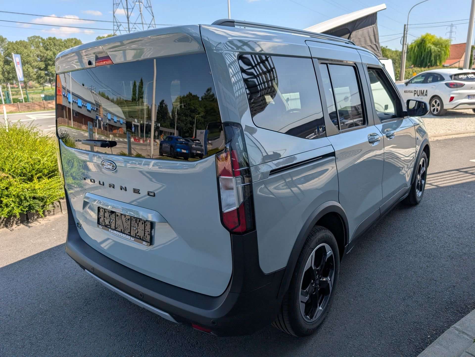 Ford Tourneo Courier Active - 43 kWh - 284 km d'autonomie (419 km en v
