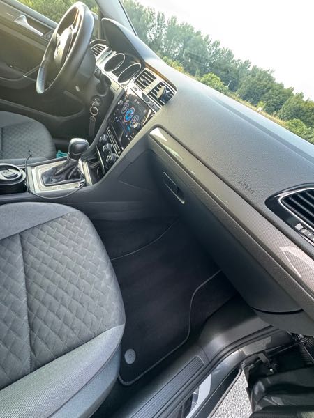 Volkswagen Golf VII (2) SW 1.4 TSI 125 BLUEMOTION TECHNOLOGY CARAT DSG7