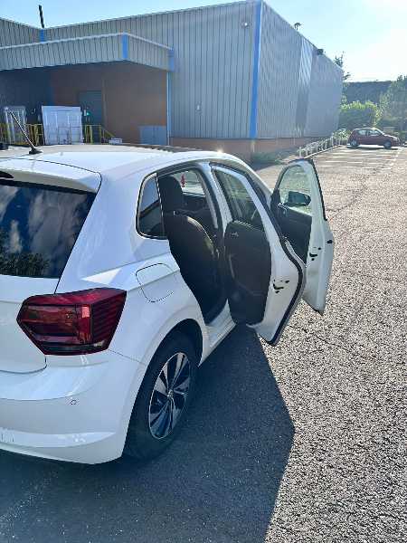 Volkswagen Polo VI 1.0 75 CONFORTLINE