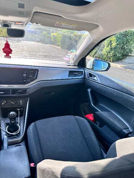 Volkswagen Polo VI 1.0 75 CONFORTLINE