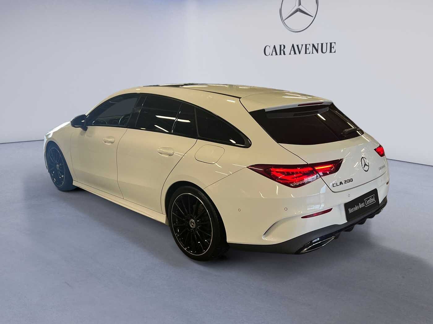 Mercedes-Benz CLA 200 Shooting Brake  AMG Line