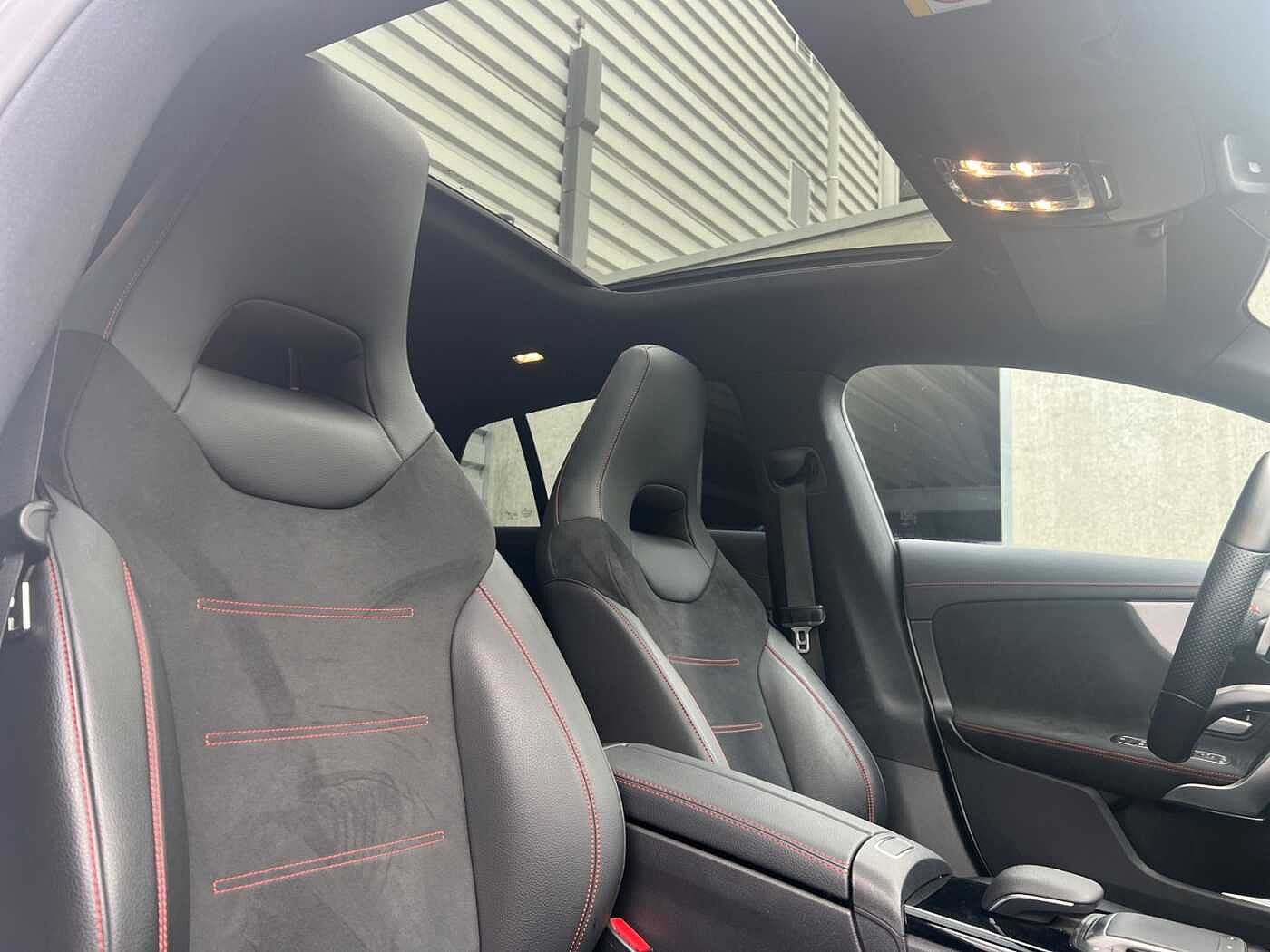 Mercedes-Benz CLA 200 Shooting Brake  AMG Line