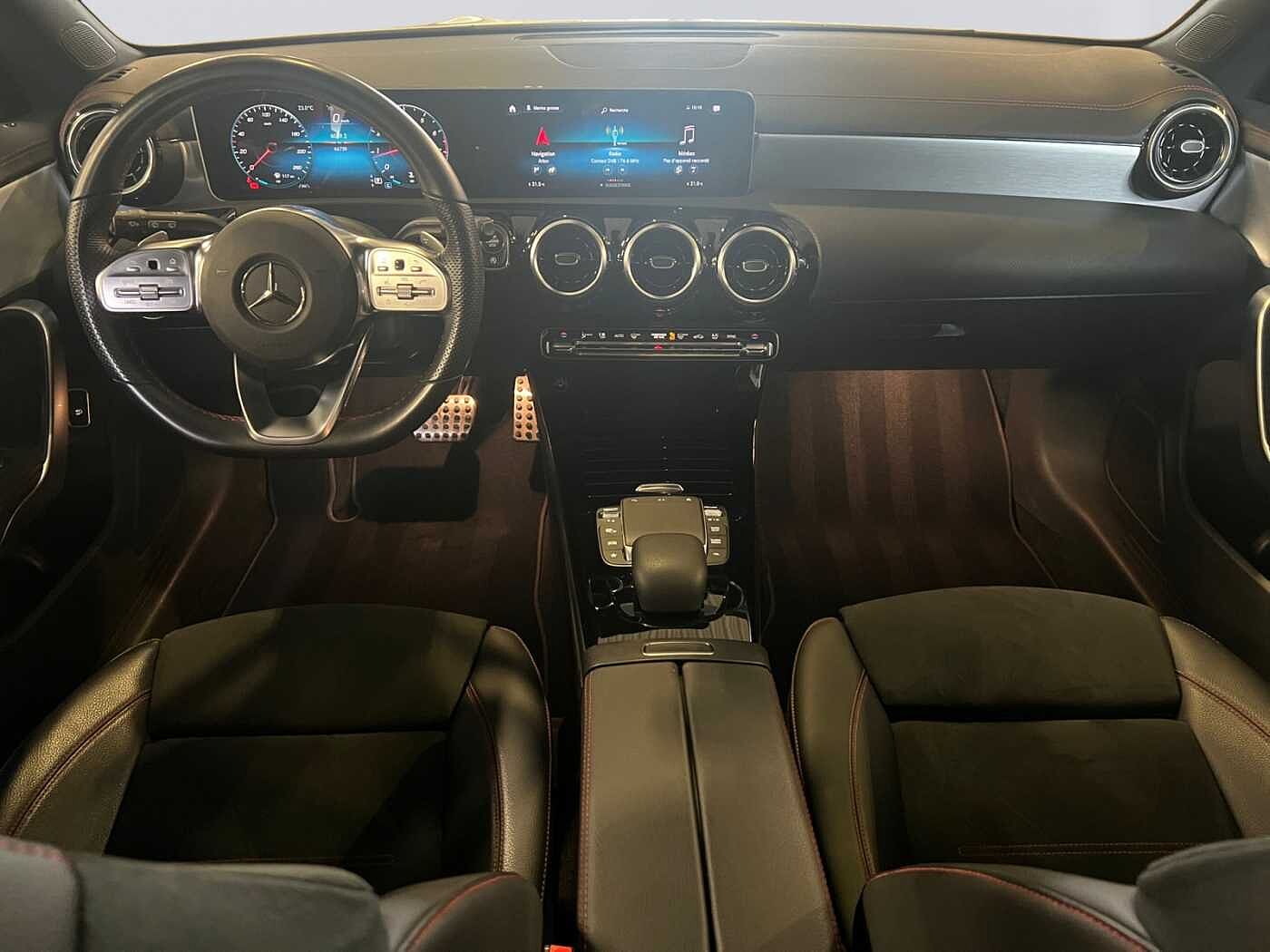 Mercedes-Benz CLA 200 Shooting Brake  AMG Line