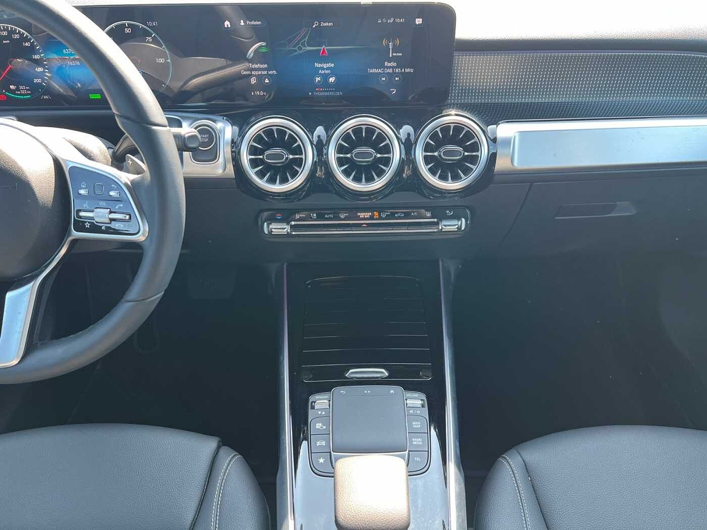 Mercedes-Benz EQB 250  ...