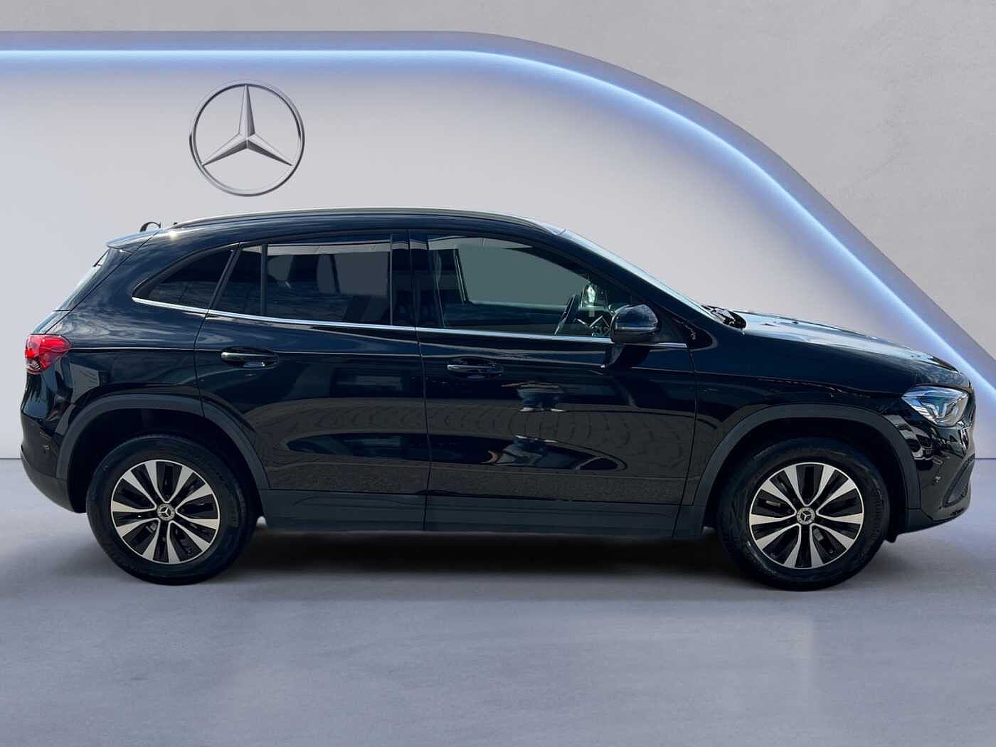 Mercedes-Benz GLA 200  Style