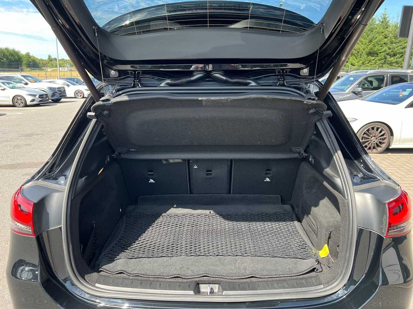 Mercedes-Benz GLA 200  Style