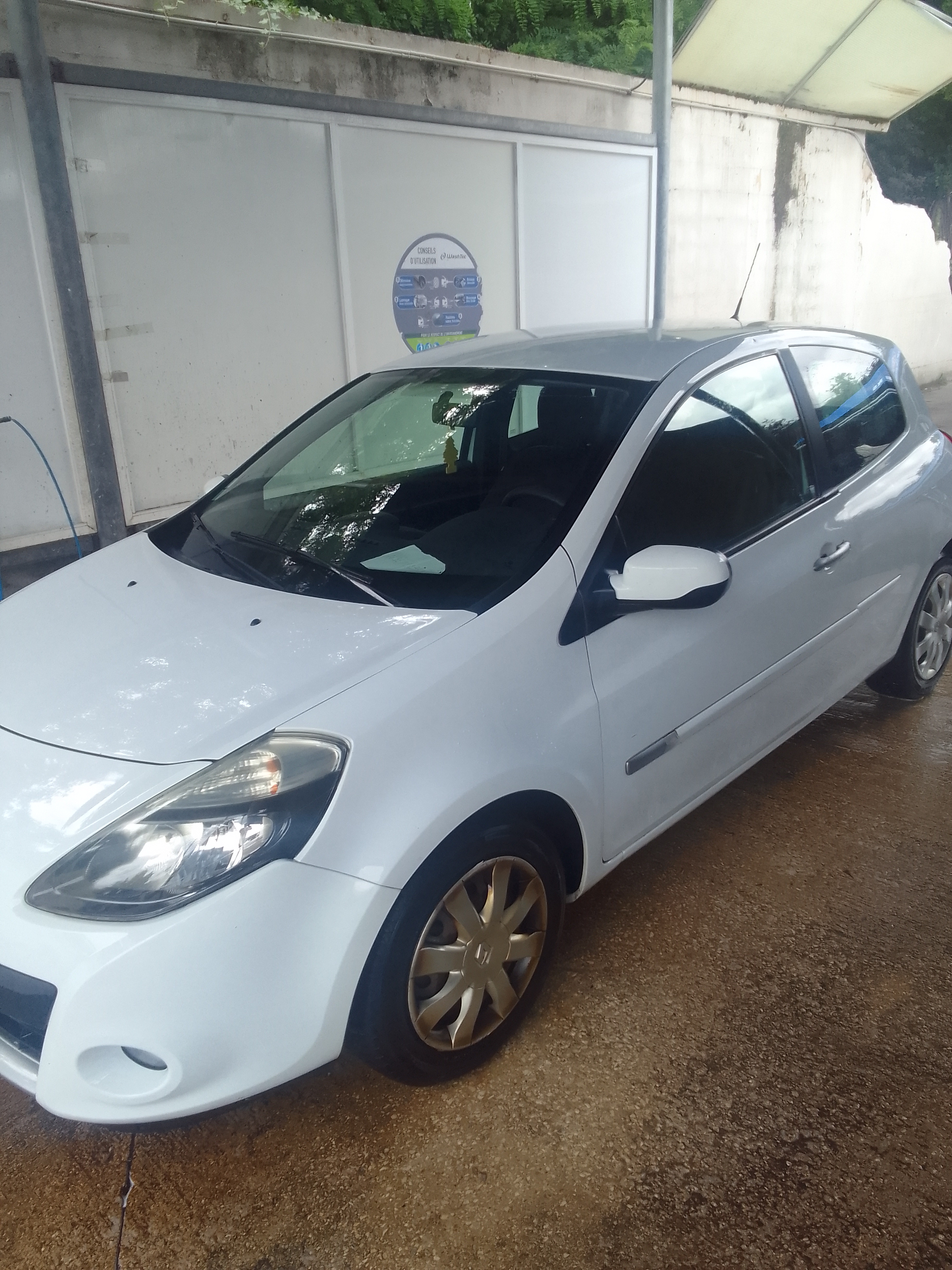 Renault Clio CLIO 3 SOCIETE AVEC 5 PLACES
