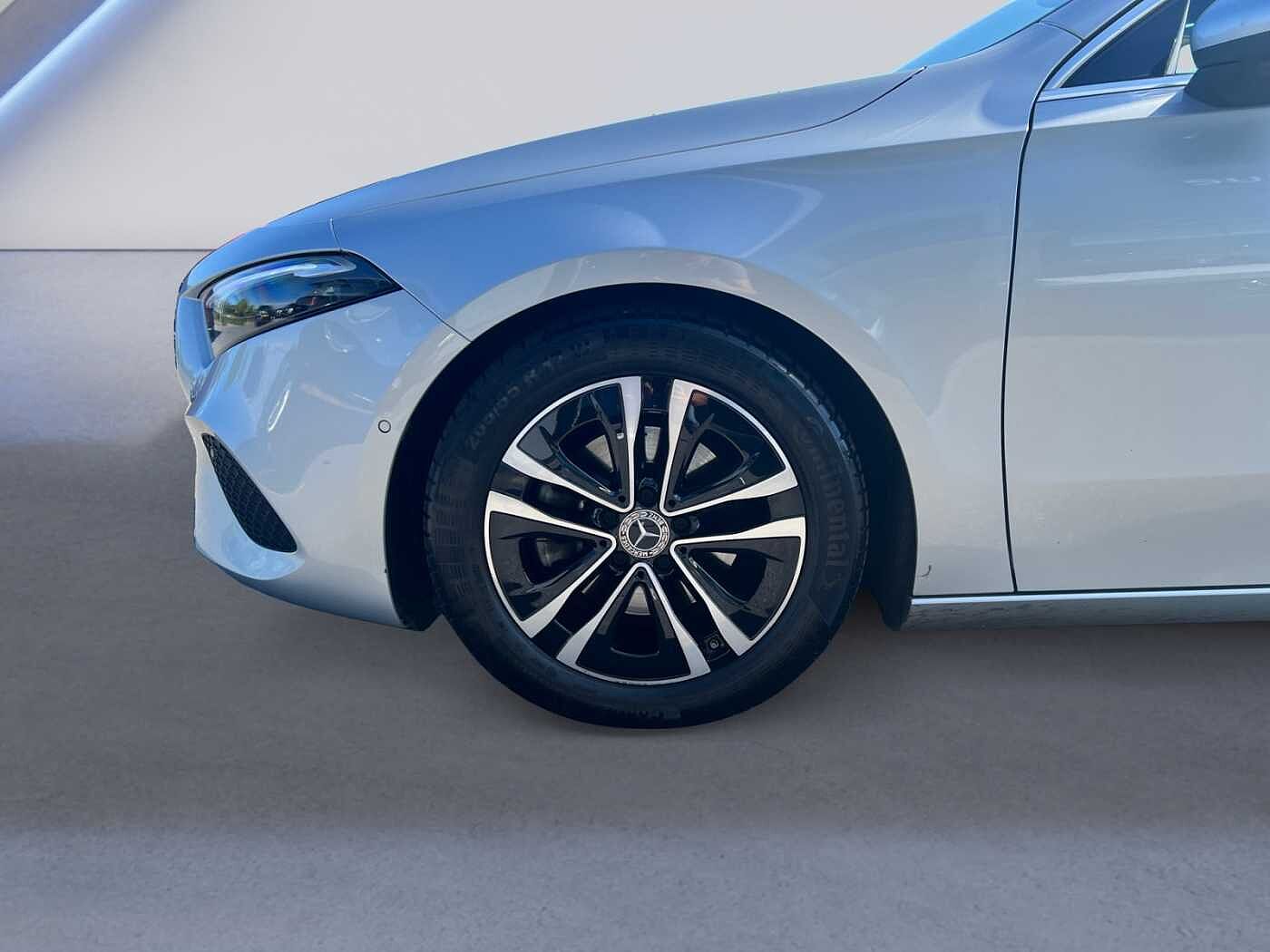 Mercedes-Benz A 180  Berline