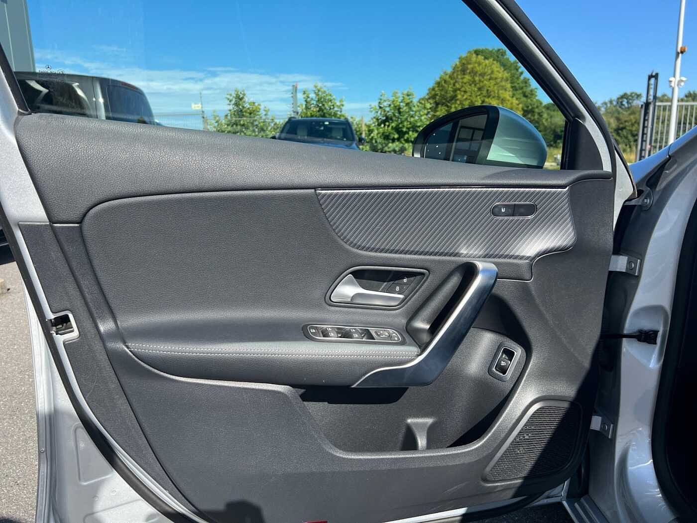 Mercedes-Benz A 180  Berline