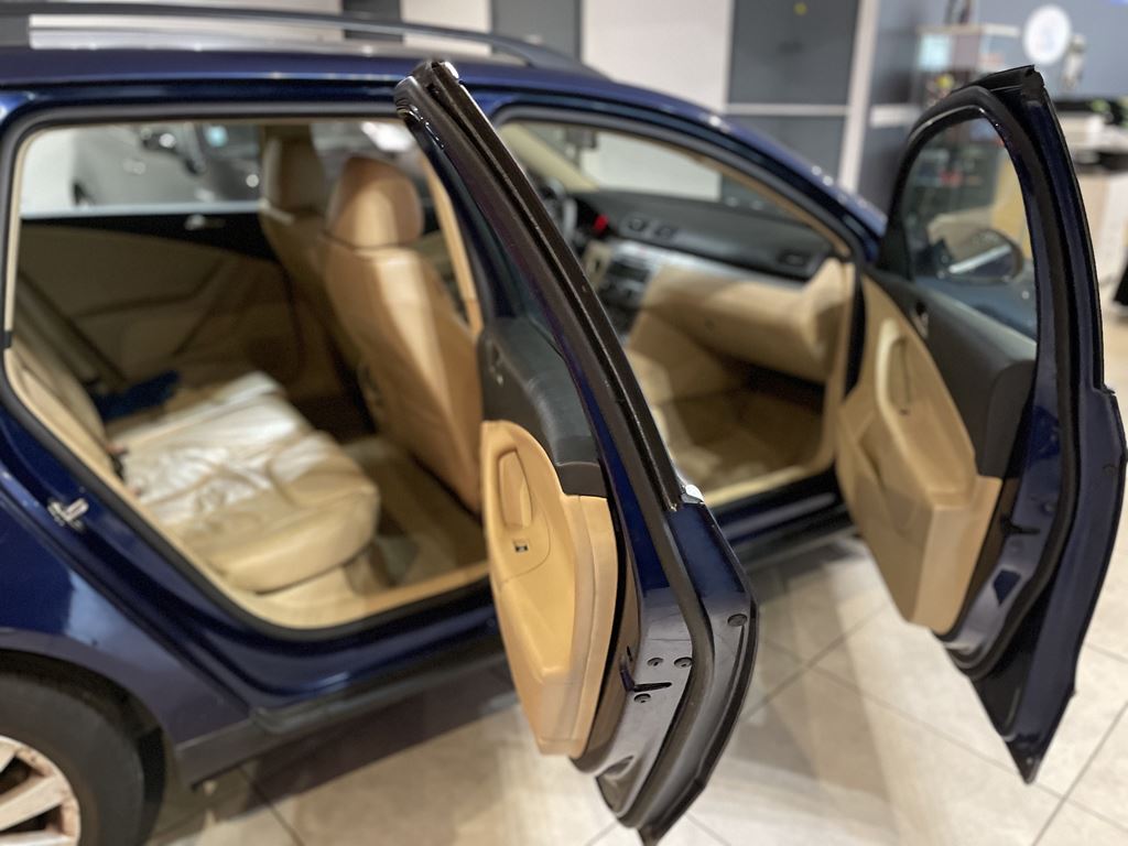Volkswagen Passat SW 1.8 16S TSI 160 CARAT