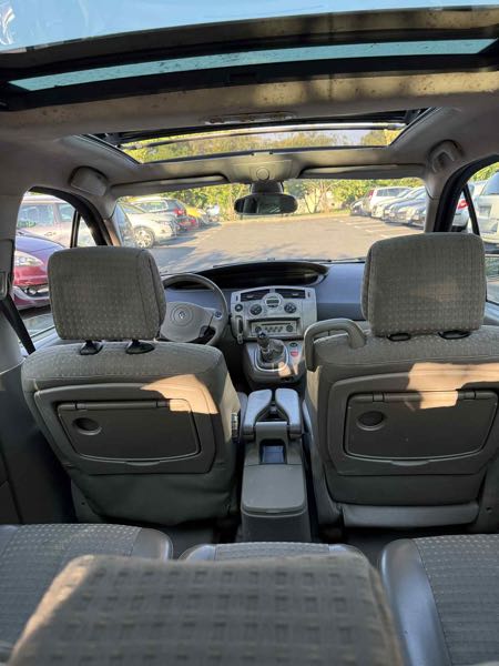 Renault Grand Scenic II (2) 1.9 DCI 130 PRIVILEGE 7PL