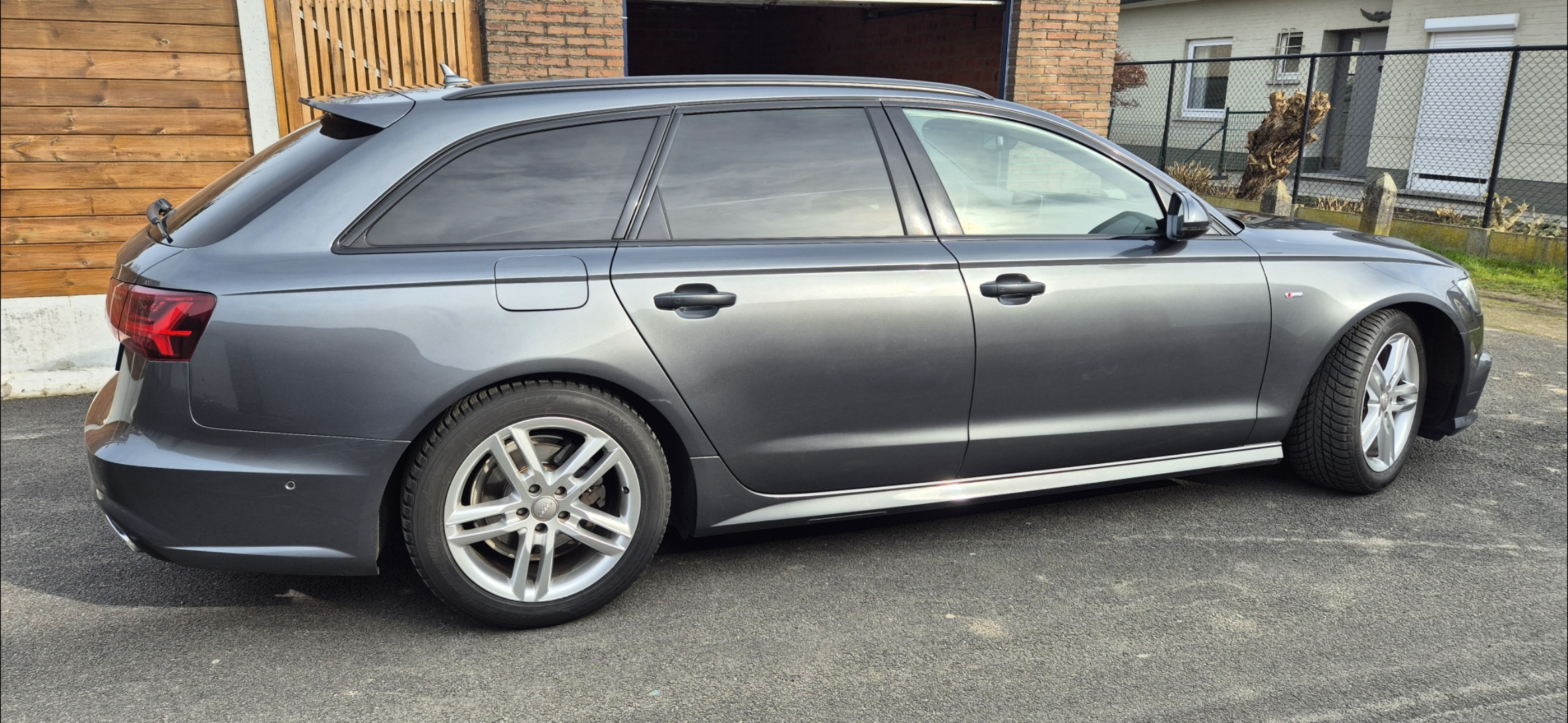 Audi A6 III (2) AVANT 2.0 TDI E 136 DPF S LINE