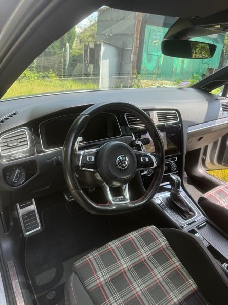 Volkswagen Golf VII (2) 2.0 TSI GTi performance