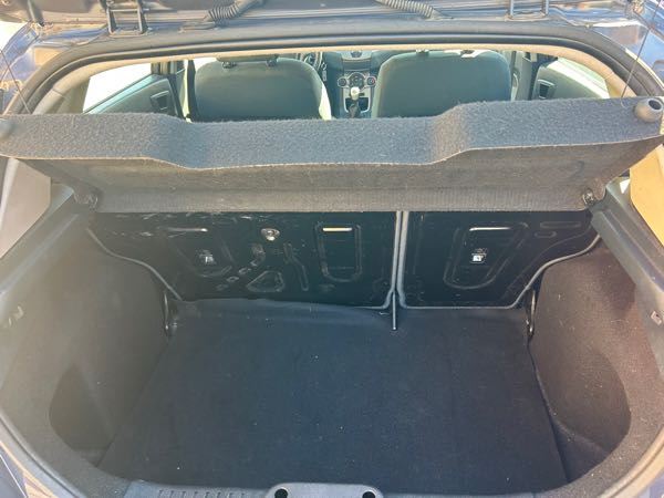 Ford Fiesta V (2) 1.6 TDCI 95 FAP TREND 5P