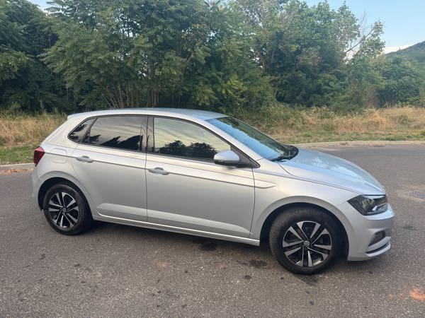 Volkswagen Polo VI 1.0 TSI 95 CONFORTLINE