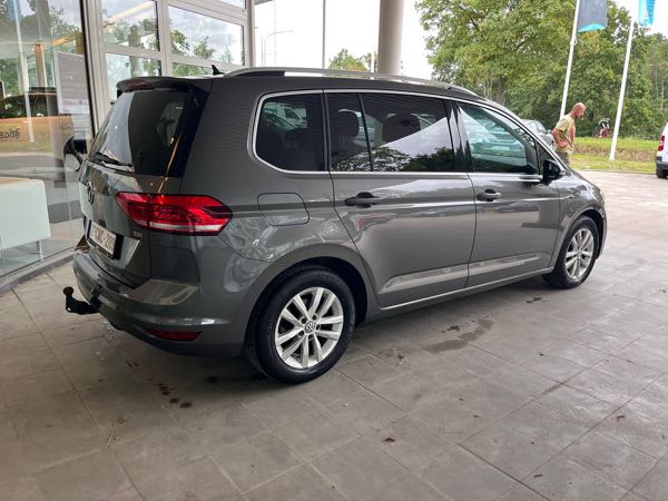 Volkswagen Touran III 1.6 TDI 110 BLUEMOTION TECHNOLOGY CONFORTLINE DSG7 7PL