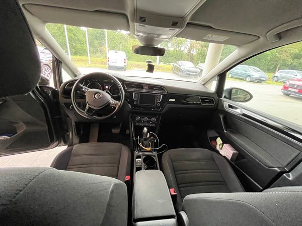 Volkswagen Touran III 1.6 TDI 110 BLUEMOTION TECHNOLOGY CONFORTLINE DSG7 7PL