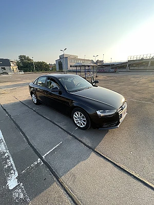 Audi A4 IV (2) 2.0 TDI 136 ULTRA ATTRACTION