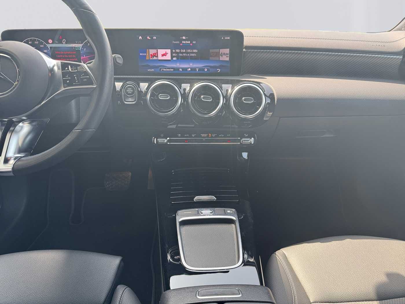 Mercedes-Benz CLA 180  Coupé Progressive
