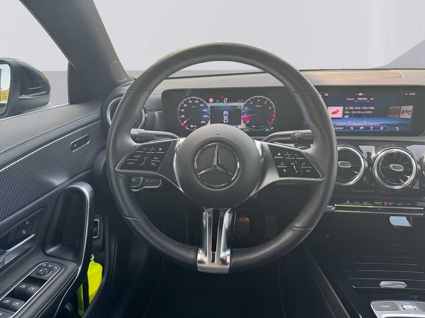 Mercedes-Benz CLA 180  Coupé Progressive