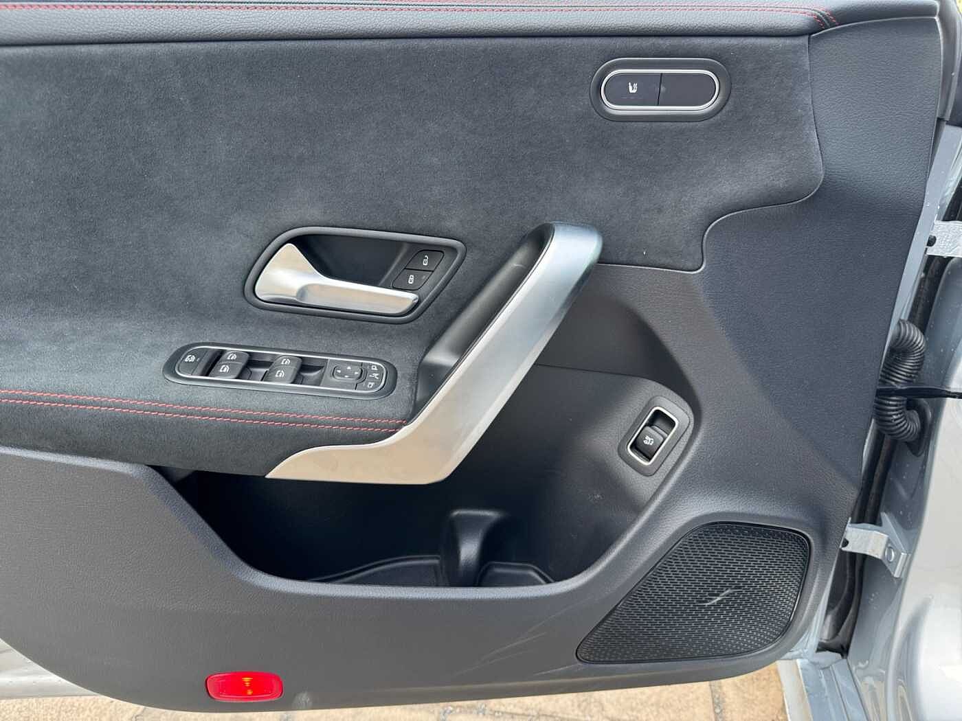 Mercedes-Benz CLA 200  d Shooting Brake AMG Line