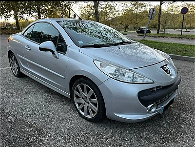 Peugeot 207 CC 1.6 HDI 110 FAP ROLAND GARROS
