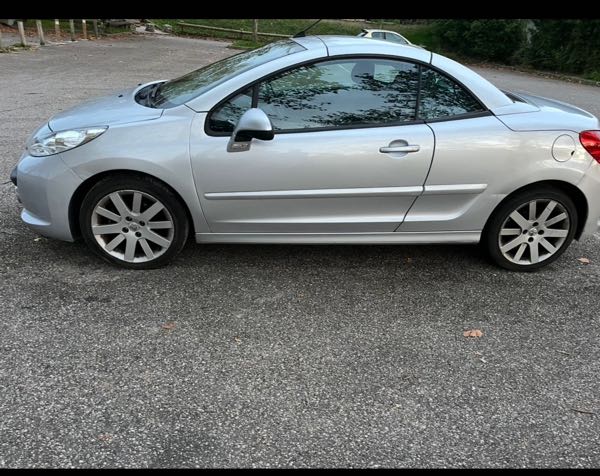 Peugeot 207 CC 1.6 HDI 110 FAP ROLAND GARROS