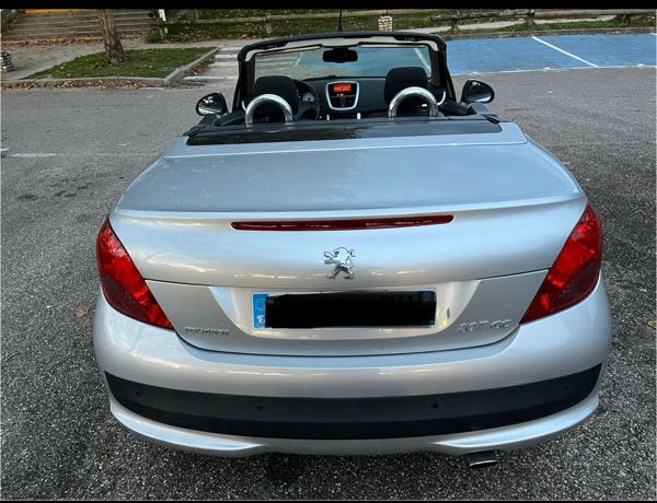 Peugeot 207 CC 1.6 HDI 110 FAP ROLAND GARROS