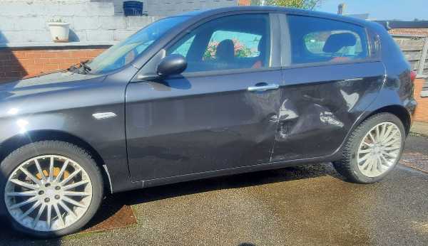 Alfa Romeo 147 (2) 1.9 JTDM 120 DISTINCTIVE 5P