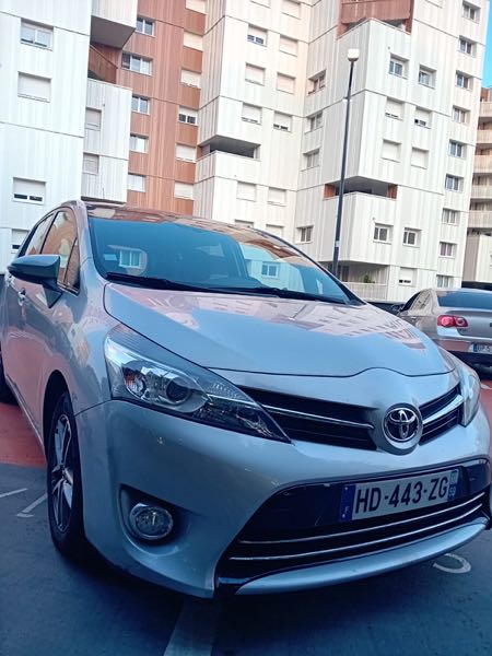 Toyota Verso (2) 112 D-4D FAP SKYVIEW 5PL