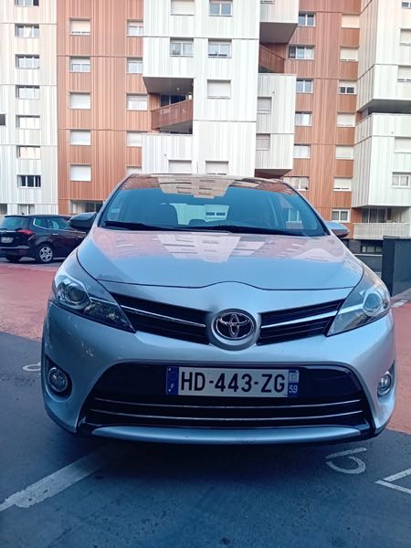 Toyota Verso (2) 112 D-4D FAP SKYVIEW 5PL