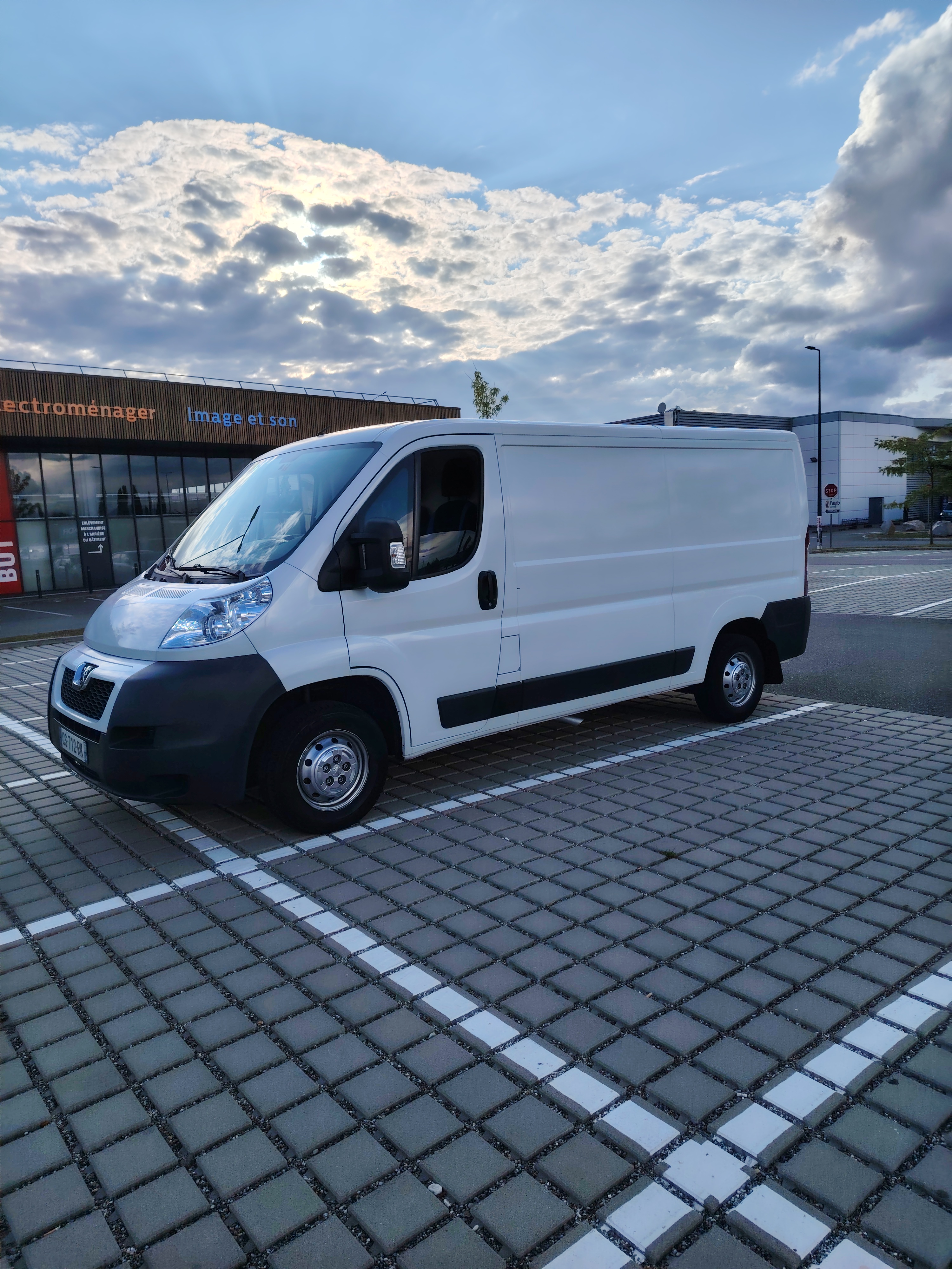 Peugeot Boxer II (2) 2.0 BLUEHDI 110 CONFORT 330 L1H1