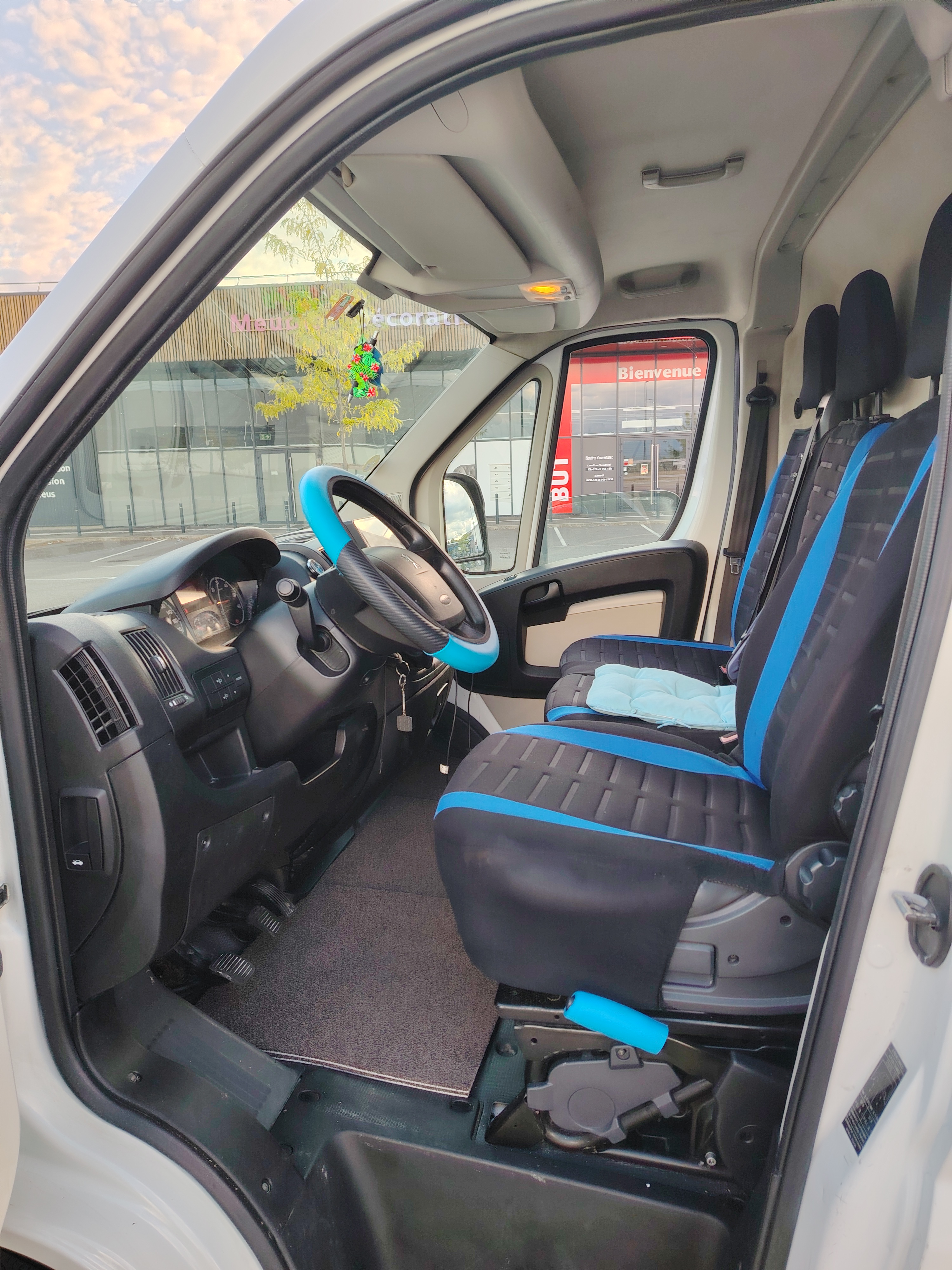 Peugeot Boxer II (2) 2.0 BLUEHDI 110 CONFORT 330 L1H1