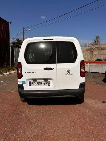 Peugeot Partner III 1.6 BLUEHDI 75 STANDARD 650KG PREMIUM