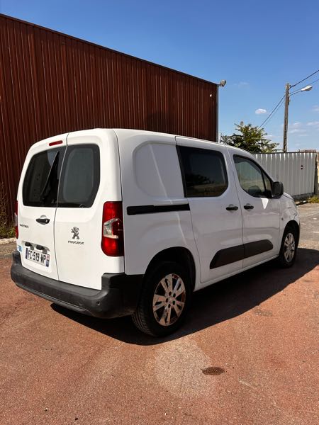 Peugeot Partner III 1.6 BLUEHDI 75 STANDARD 650KG PREMIUM