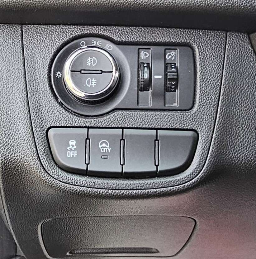 Opel Karl Karl Rocks 1.0i (EU6.2) - Garantie 12 mois