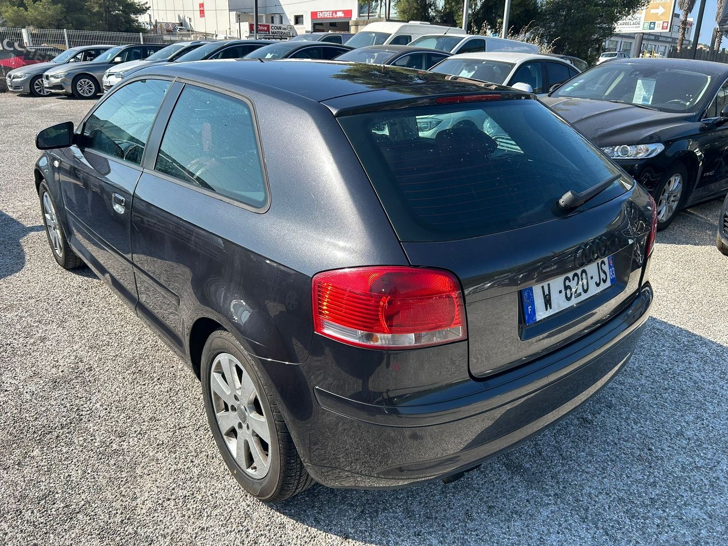 Audi A3 2.0 TDI 140CH AMBITION LUXE 3P