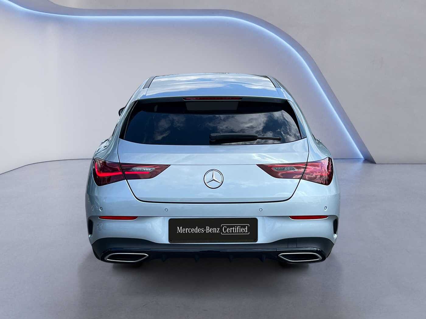 Mercedes-Benz CLA 200 Shooting Brake  AMG Line