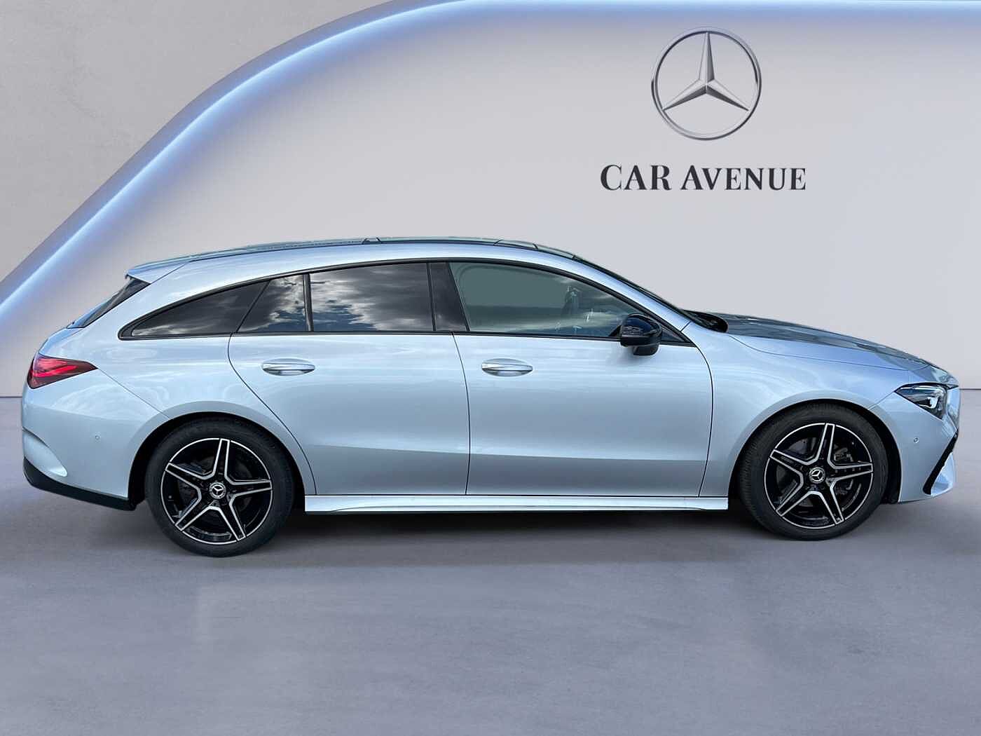Mercedes-Benz CLA 200 Shooting Brake  AMG Line