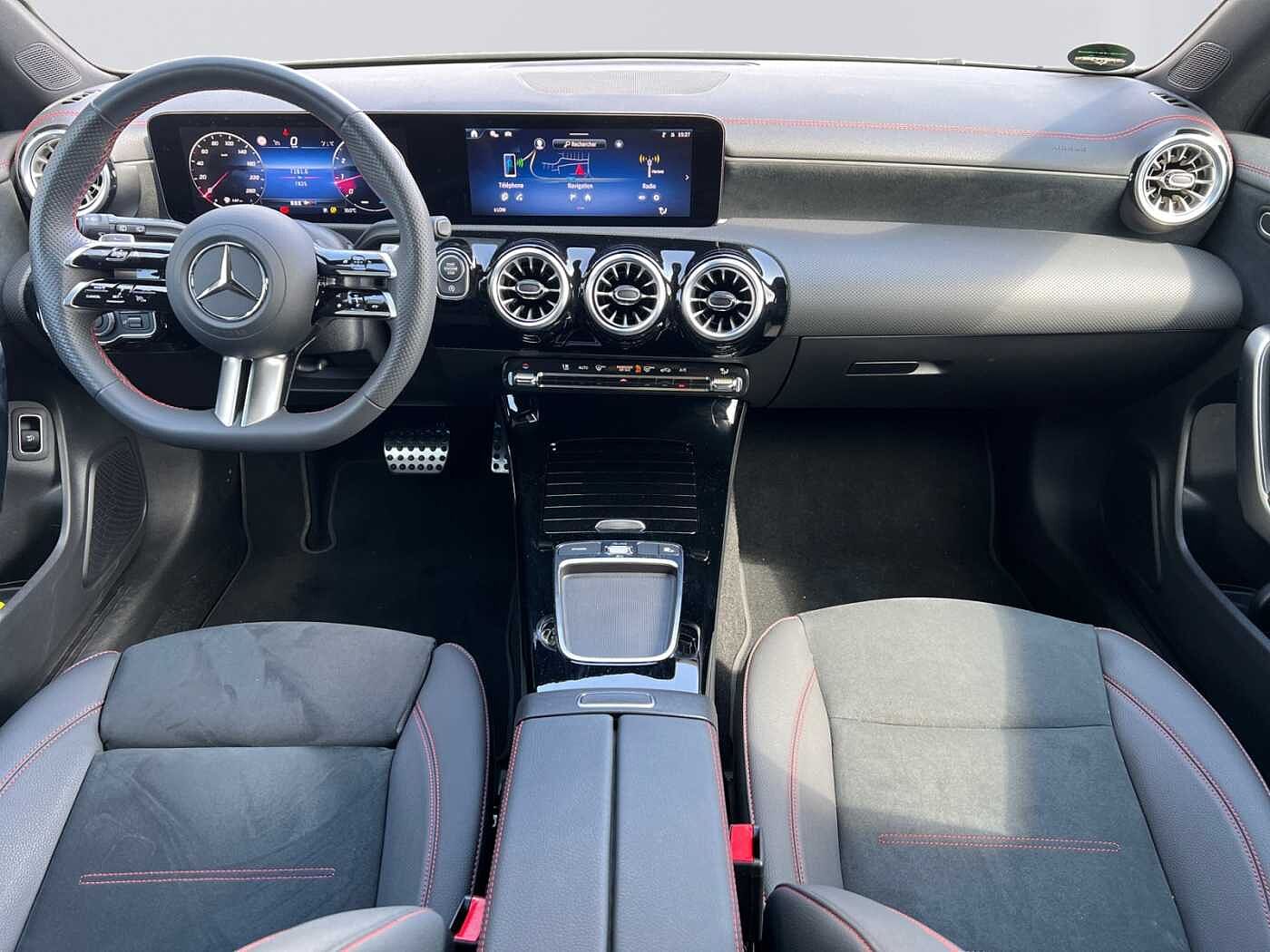 Mercedes-Benz CLA 200 Shooting Brake  AMG Line