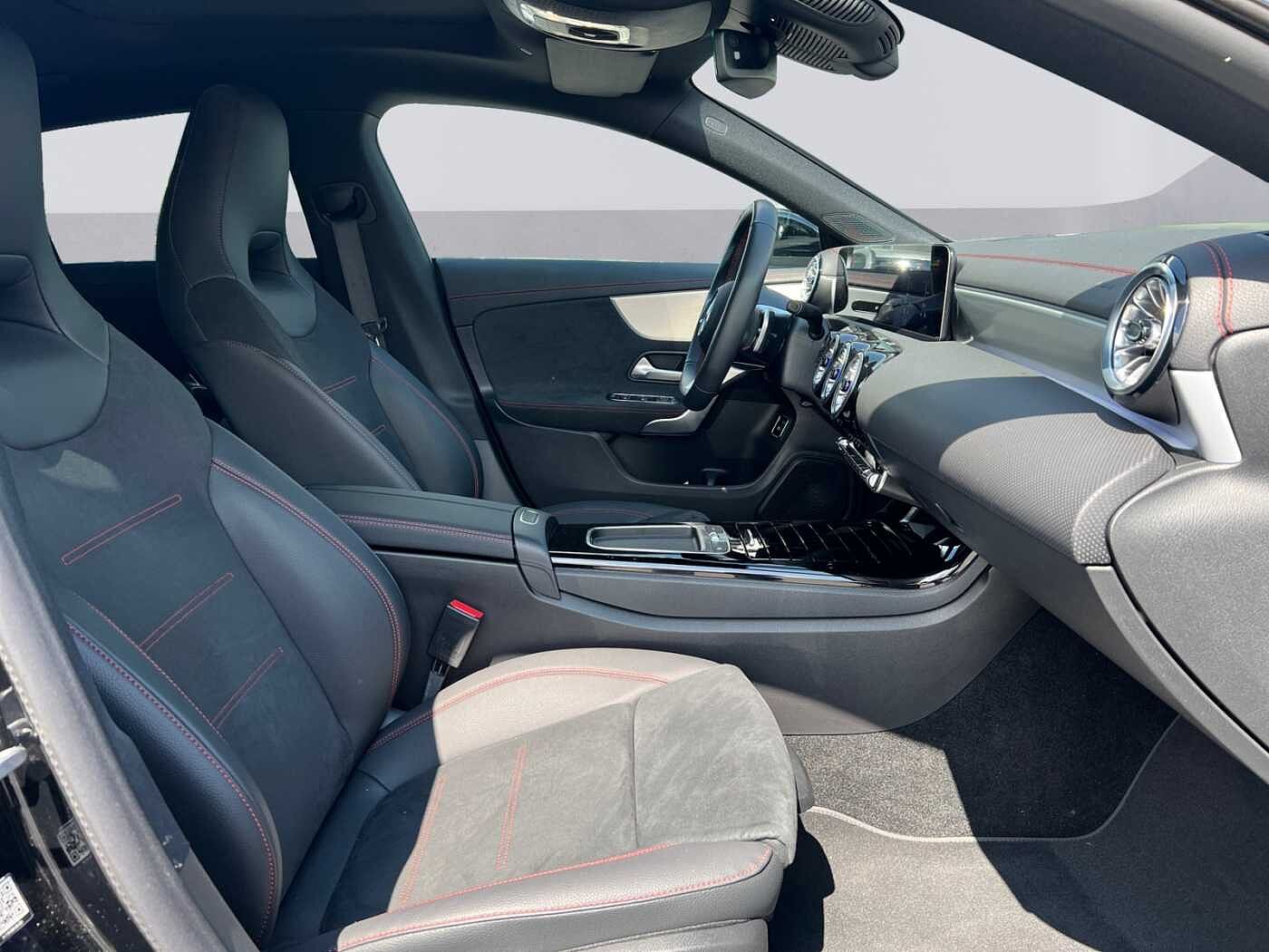 Mercedes-Benz CLA 200  d Shooting Brake AMG Line