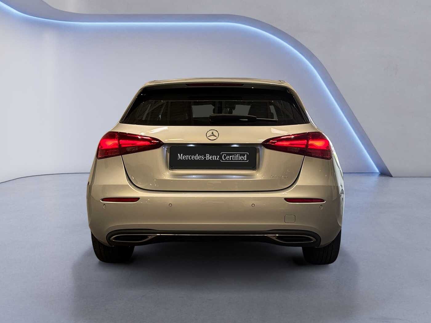 Mercedes-Benz A 180  d