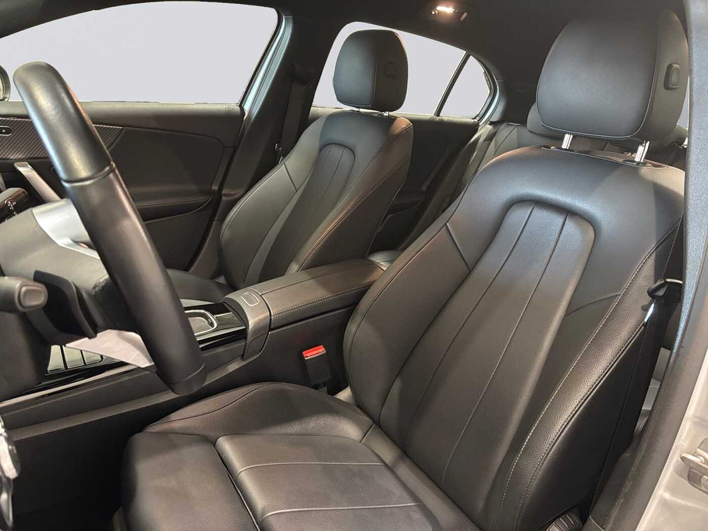 Mercedes-Benz A 180  d