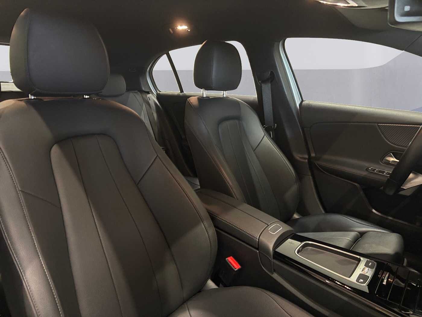 Mercedes-Benz A 180  d